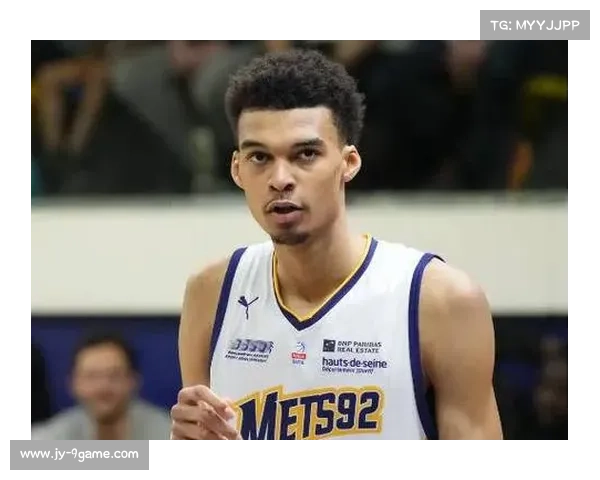 西班牙球员博萨斯马内罗凭实力崭露头角走向黑马之路